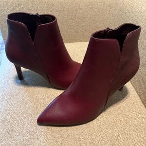 Elegant Burgundy Ankle Boots